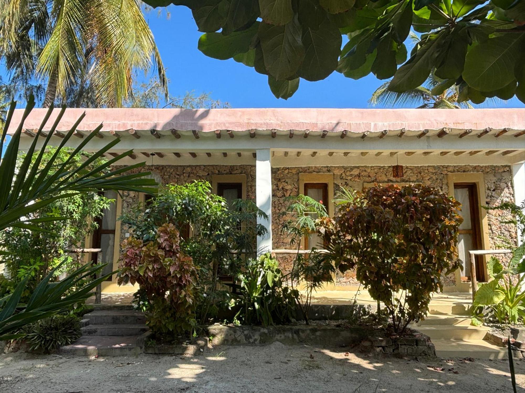 Dreamland Bungalows Michamvi Kae Екстер'єр фото